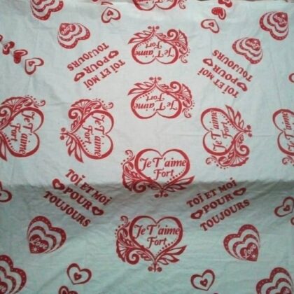 Drap personnalisé. Couleur et message de votre choix.