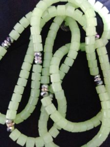 1 Ceinture de perles/ Férr Lumineuses
