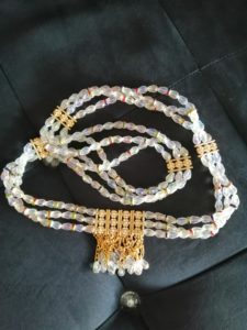 Ceinture en perles/ Férr Cravache de Minuit Blanc OR